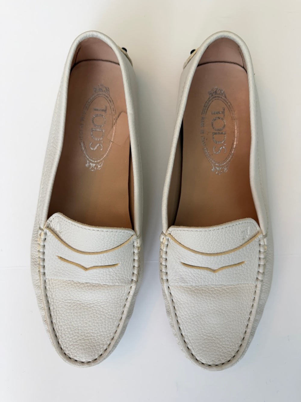 Tod's Off White/Ivory Leather Gommino Driving Loafer Shoes, Size 37 (US 7)
